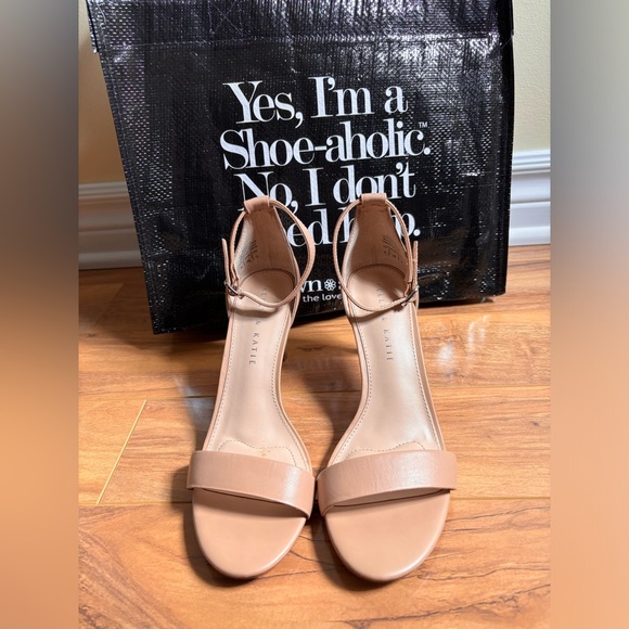 High heel sandals women’s size 6 - Picture 2 of 4